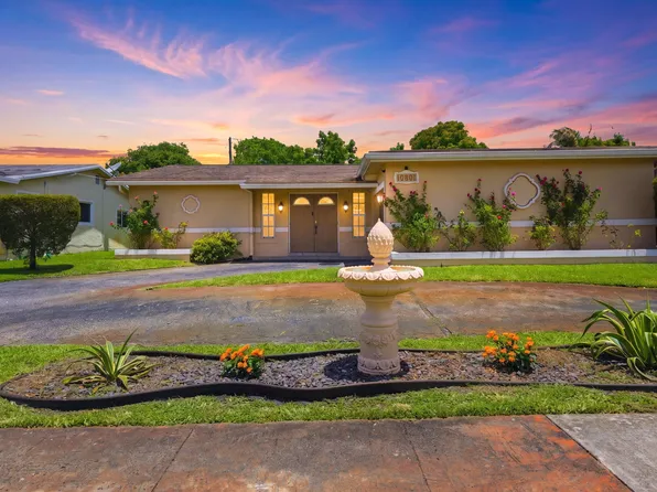 10691 NW 26th Place, Sunrise, FL 33322
