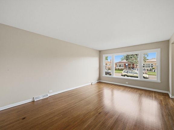 2nd image of 3798 W 76th Pl
