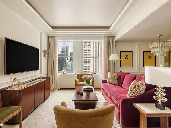 303 Park Ave #2317, New York, NY 10022