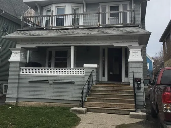 76 Roanoke Pkwy, Buffalo, NY 14210
