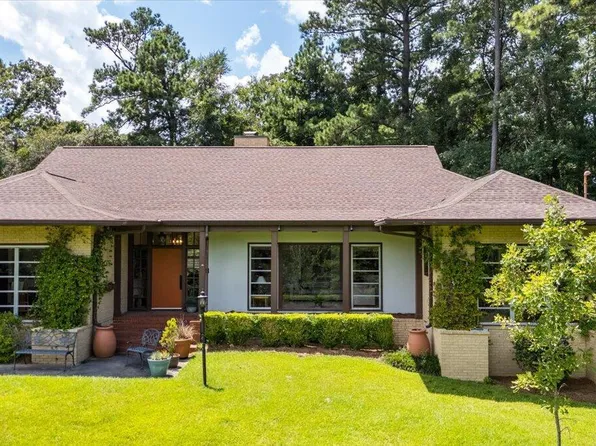 748 Captain Kell Dr, Macon, GA 31204