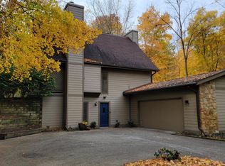 10801 Cyntheanne Rd, Fortville, IN 46040