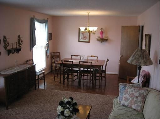 4th image of 1405 Linwood Dr