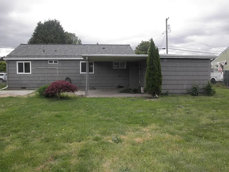 3565 48th Ave NE — Photo 8