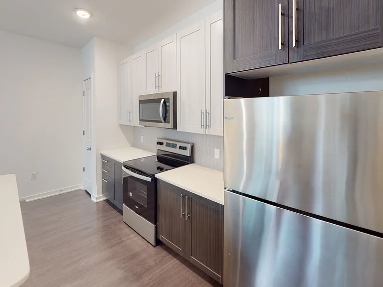 Essex Luxe Apartments — Photo 51