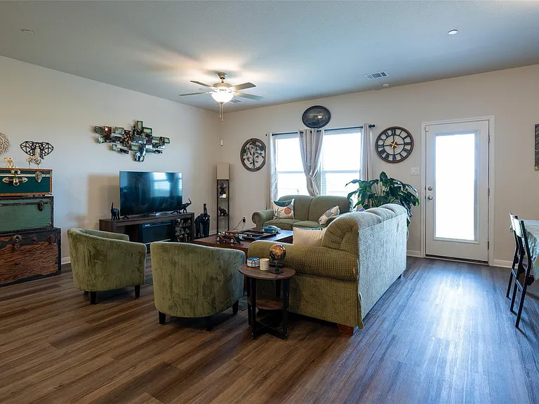225 Texas Agate Dr #3 — Photo 8