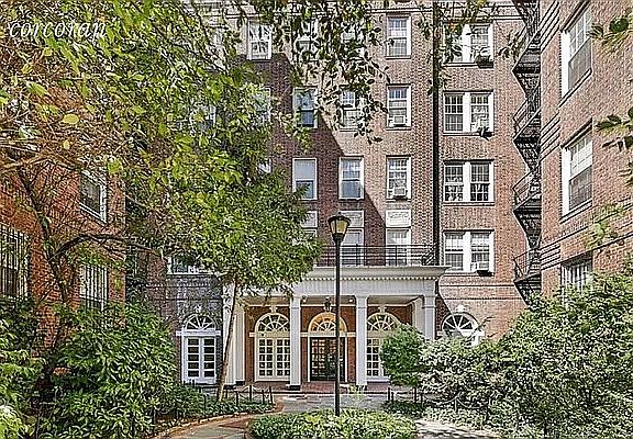 5th image of 225 Sterling Pl APT 4E