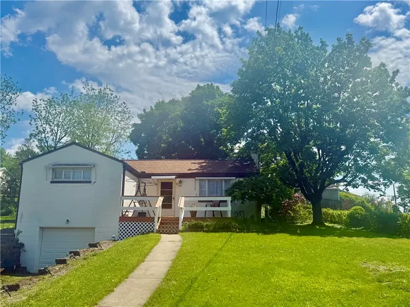 611 Stanton Ave, Mars, PA 16046