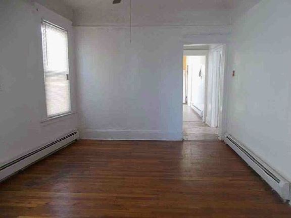 5th image of 780 Summer Ave