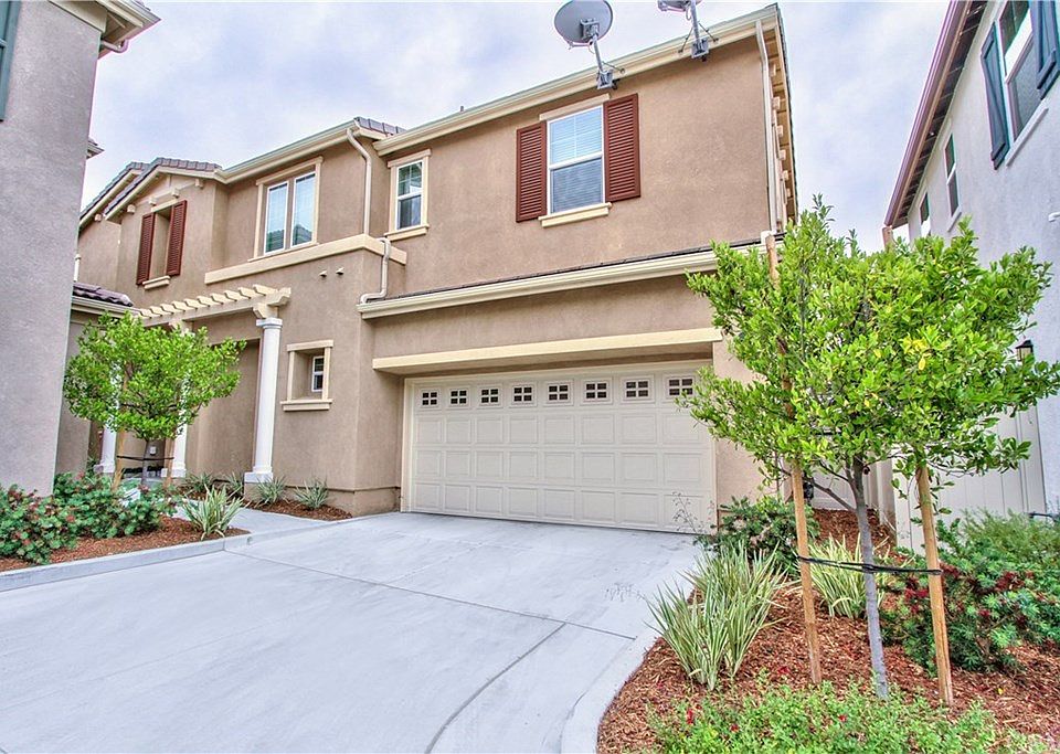 1st image of 40030 Calle Real #49