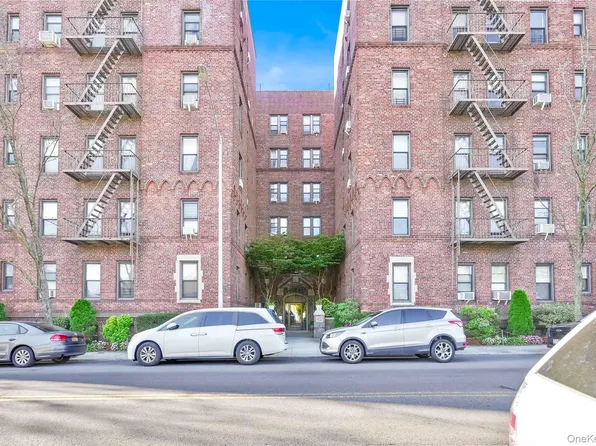 167-10 Crocheron Avenue #1F, Flushing, NY 11358