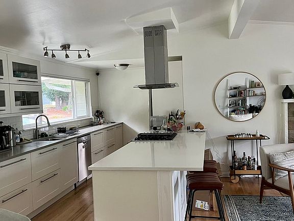 4th image of 2644 153rd Ave SE