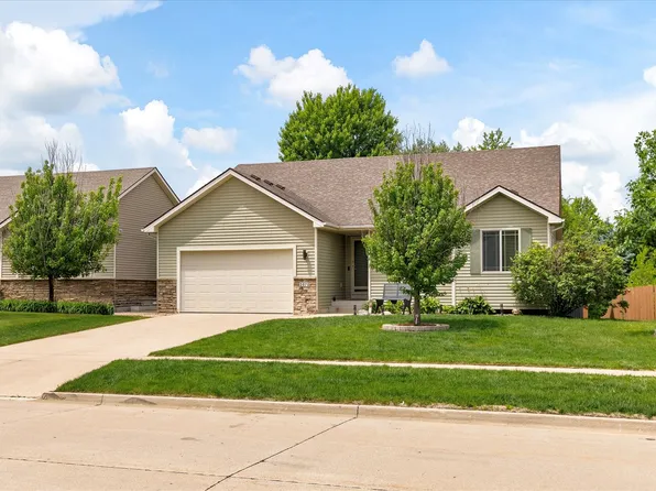 2070 SE Willowbrook Dr, Waukee, IA 50263