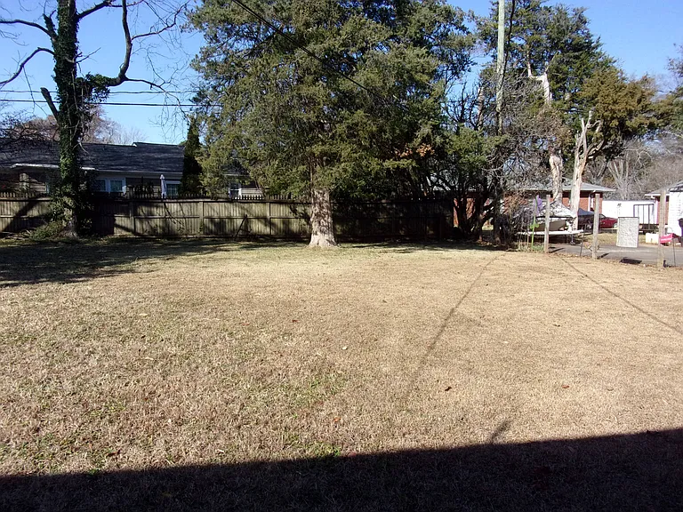 917 Cherry Rd — Photo 21