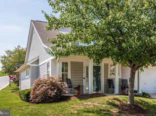 812 Parade Ln, Mount Airy, MD 21771