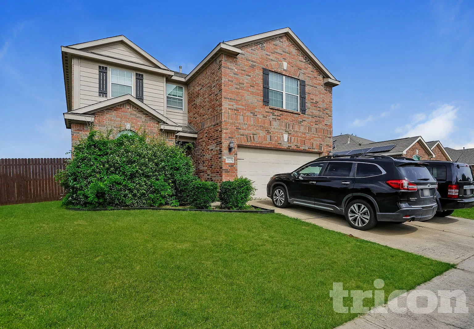 1125 Tacks Ln Crowley TX — Photo 1
