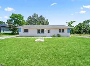 3203 28th St SW, Lehigh Acres, FL 33976