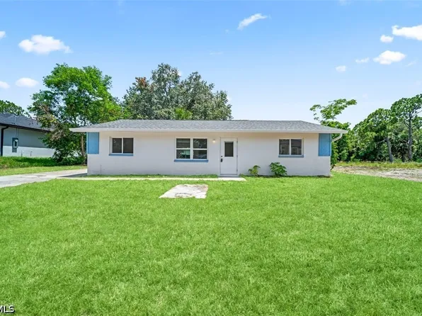 3203 28th St SW, Lehigh Acres, FL 33976