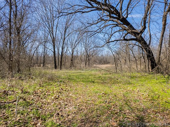 3rd image of 67 S 4320th Rd