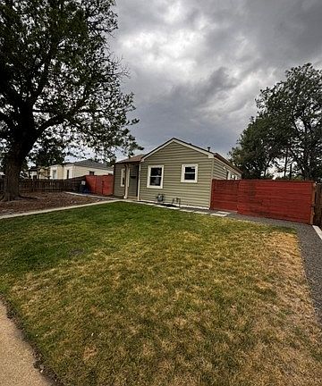 2nd image of 4525 Quivas St