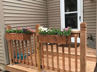 5514 Fox Lake Rd, McHenry, IL 60051