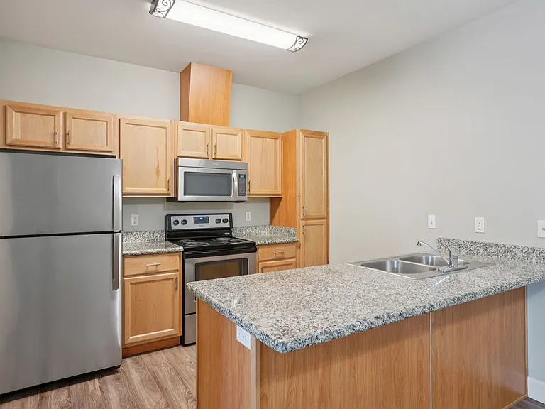 Aspen Grove Apartments — Photo 30