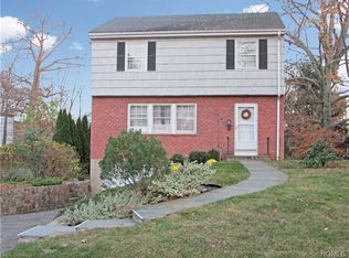 154 Clarence Rd, Scarsdale, NY 10583