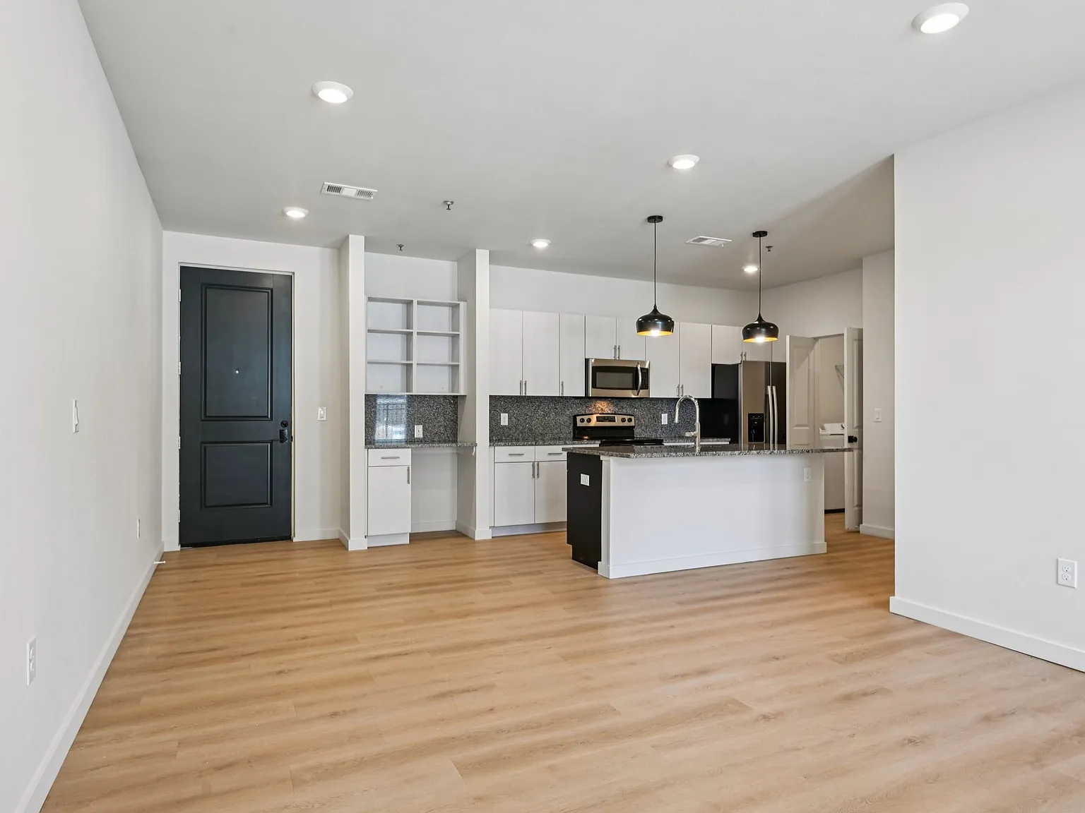 Fort Worth Meadows Apartments — Photo 2