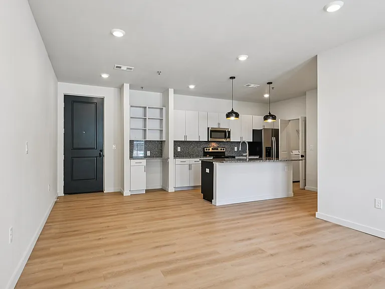 Fort Worth Meadows Apartments — Photo 2