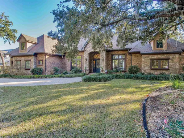 5113 Soundside Dr, Gulf Breeze, FL 32563