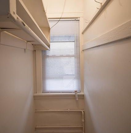 5th image of 4536 W Cornelia Ave #2
