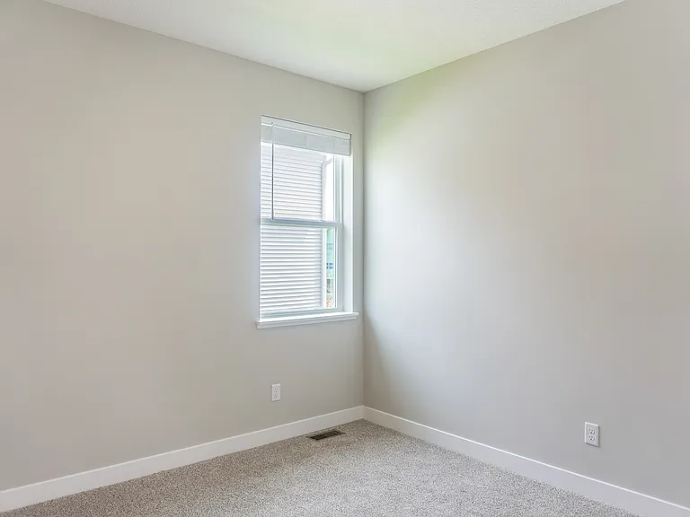 717 Winterberry Ln — Photo 28