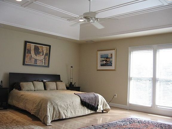 4th image of 11401 Broad Green Dr