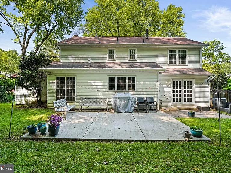 6117 Larstan Dr — Photo 31