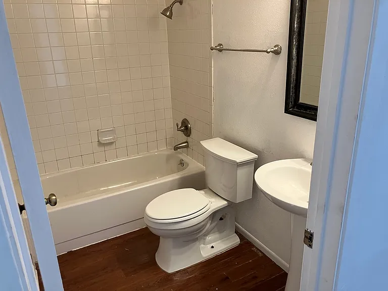 1237 Churing Dr — Photo 11