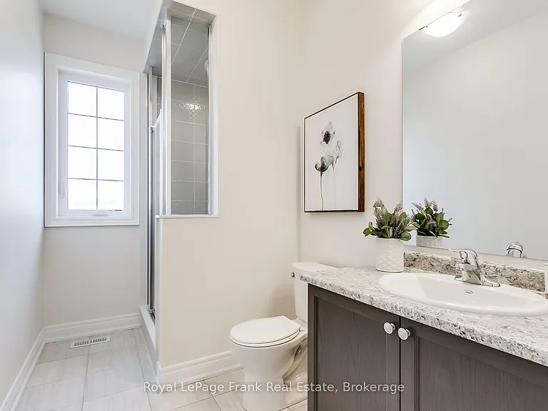 72 Christine Elliott Ave #MAIN — Photo 20