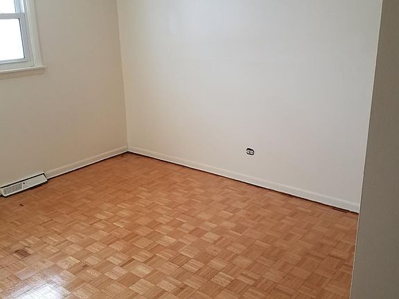 2nd image of 14346 Park Ave