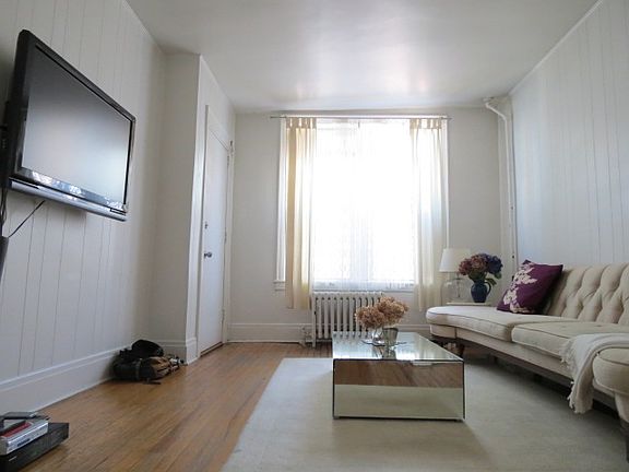 2nd image of 42 Richardson St #1RKA