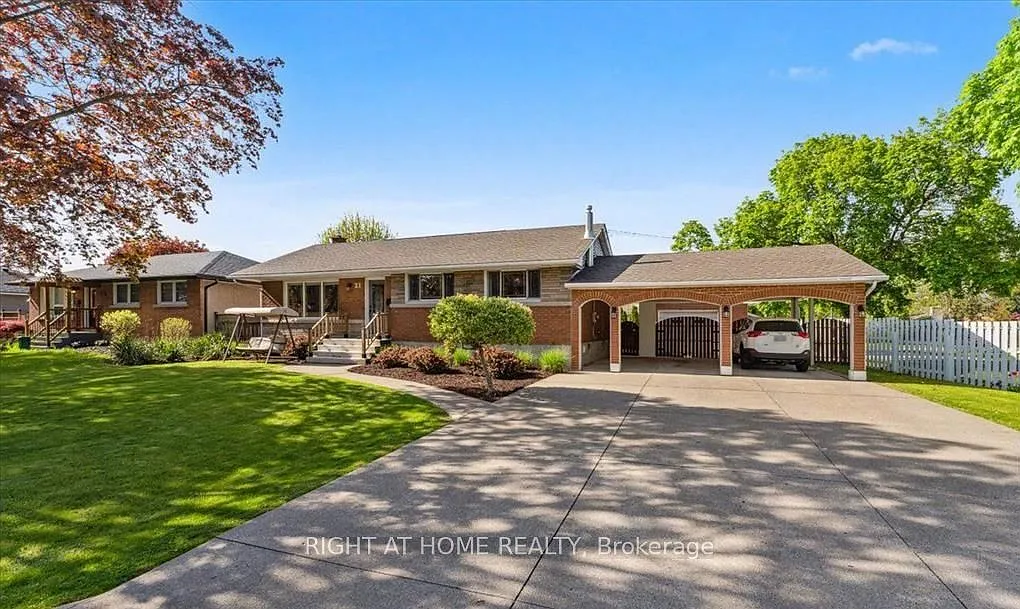 5 bed, $3,100 — Photo 2