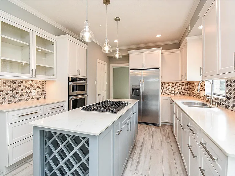 755 Last Arrow Dr — Photo 14