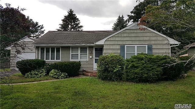 1st image of 61 Sunrise Ave