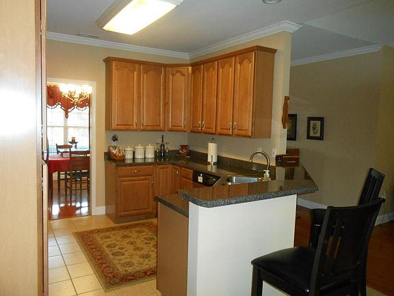 2nd image of 7800 Bernstein Ln