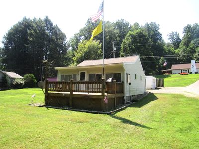 719 Hillville Rd, Karns City, PA, 16041