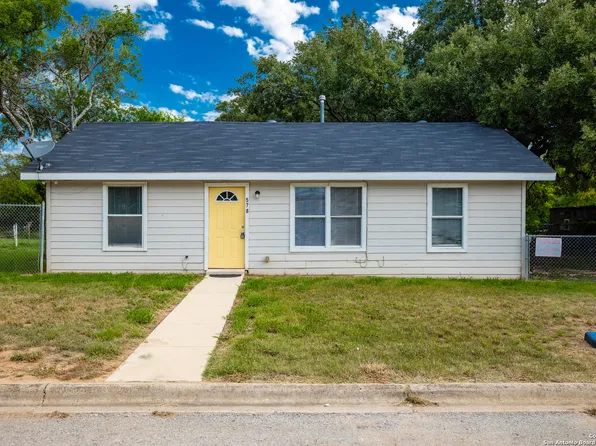 578 AVENUE G, Poteet, TX 78065