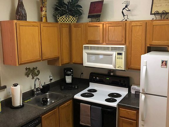 4th image of 4802 51st St W APT 1215