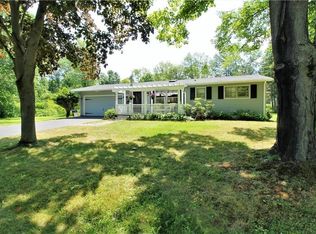 4452 Canterbury Dr, Mayville, NY 14757