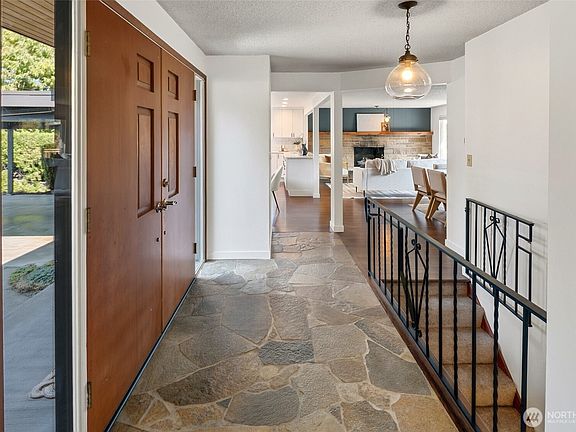 4th image of 4302 225th Street SW