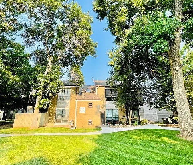 3550 S Harlan St #12-298 — Photo 2