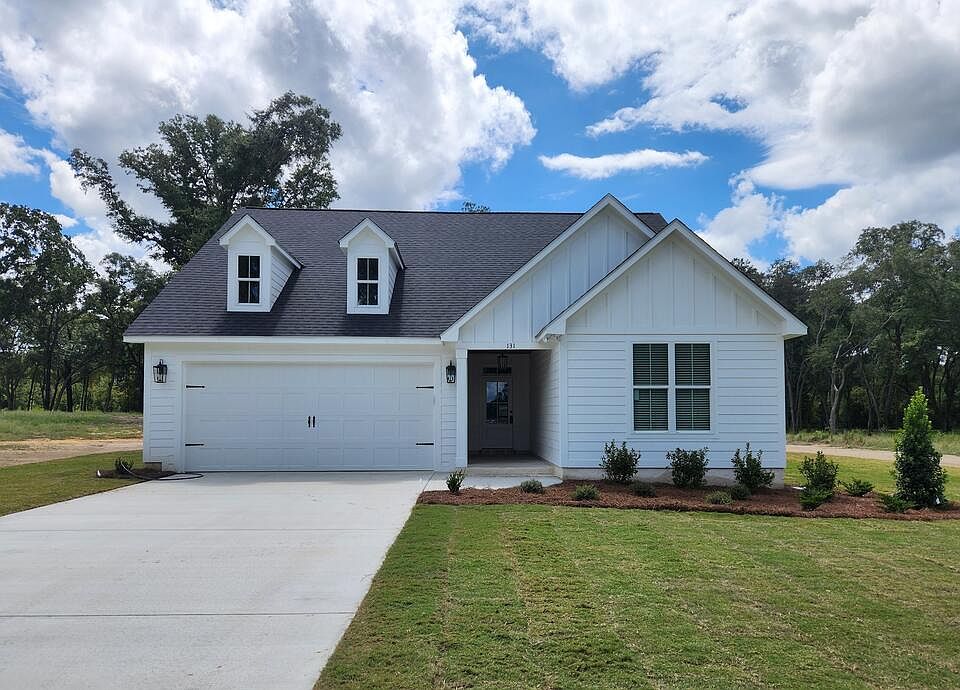 1st image of 131 Sawtooth Dr