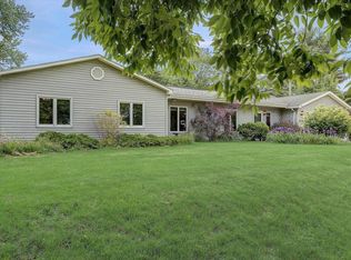 104 W Harriet St, Verona, WI 53593